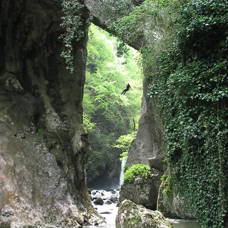 Pyrenees Emotions, Eco-responsables, Nature, Sports Aventures 住宿加早餐酒店