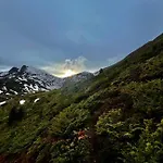 Pyrenees Emotions, Eco-responsables, Nature, Sports Aventures B&B Malvézie
