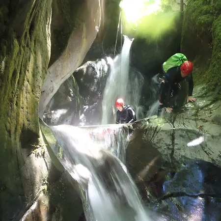 Pyrenees Emotions, Eco-responsables, Nature, Sports Aventures Alojamento de Acomodação e Pequeno-almoço