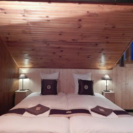 Pyrenees Emotions, Eco-responsables, Nature, Sports Aventures 3* Malvézie