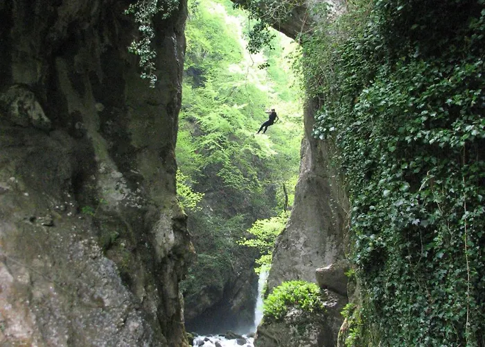 Pyrenees Emotions, Eco-responsables, Nature, Sports Aventures فندق مبيت وإفطار