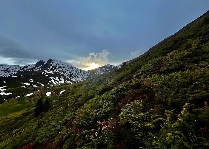 Pyrenees Emotions, Eco-responsables, Nature, Sports Aventures فندق مبيت وإفطار Malvézie