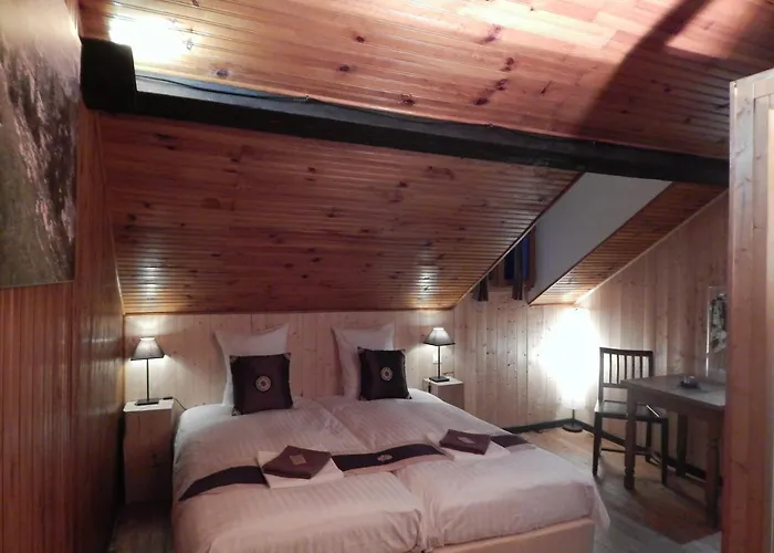 Pyrenees Emotions, Eco-responsables, Nature, Sports Aventures فندق مبيت وإفطار 3*